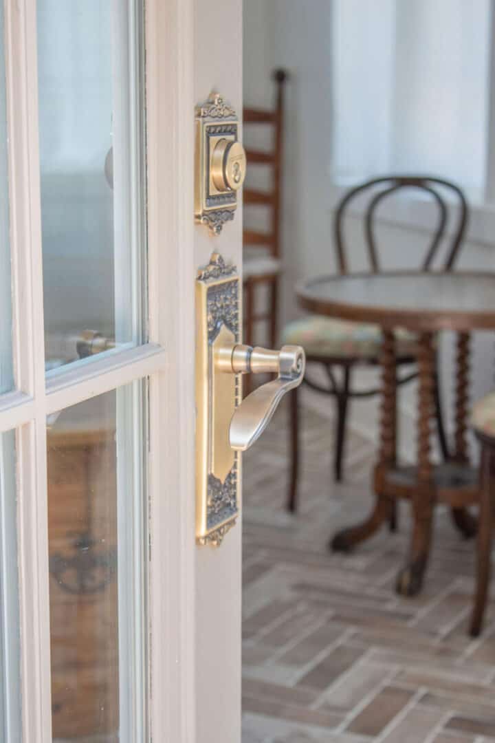 french-doors-leading-to-sunroom