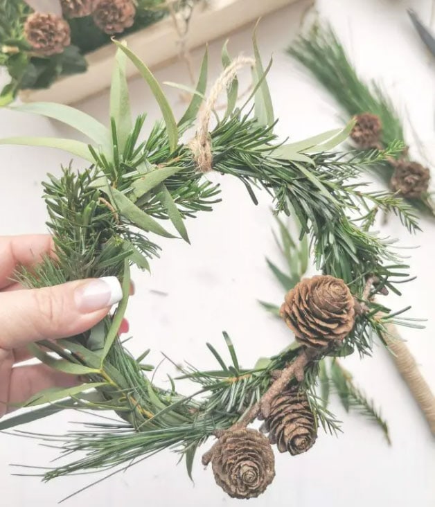 greenery-bundle-ornaments