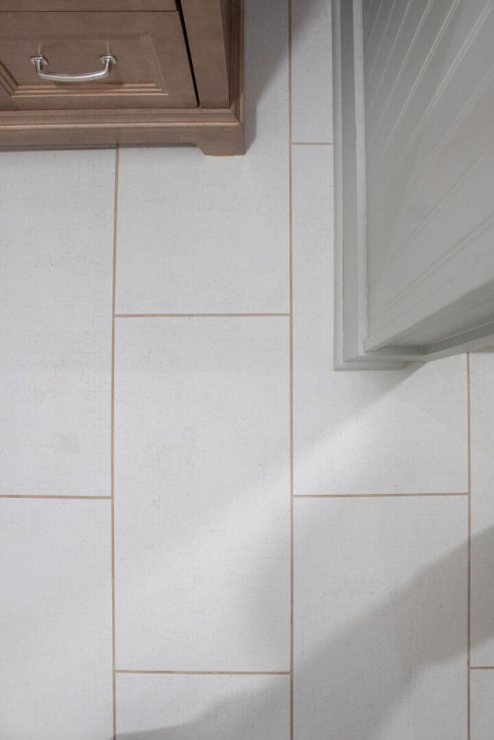 large-scale-tile-for-small-bathrooms-720x1077-1 large-scale-tile-for-small-bathrooms