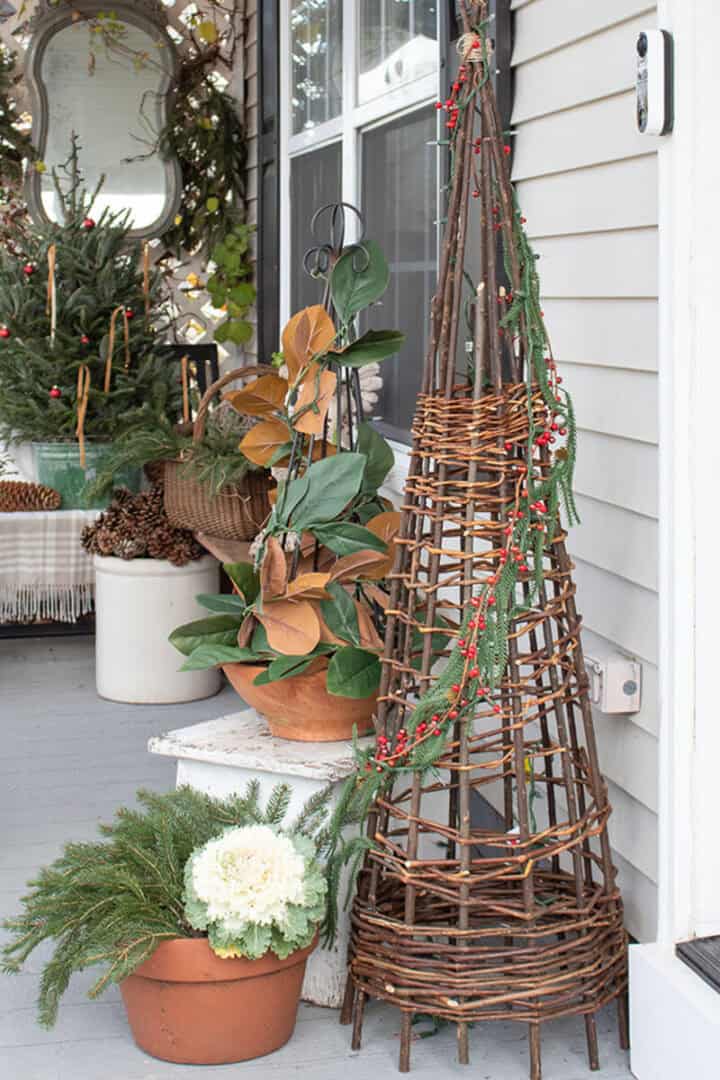 planter-ideas-for-christmas-720x1080-1 Planter-ideas-for-Christmas