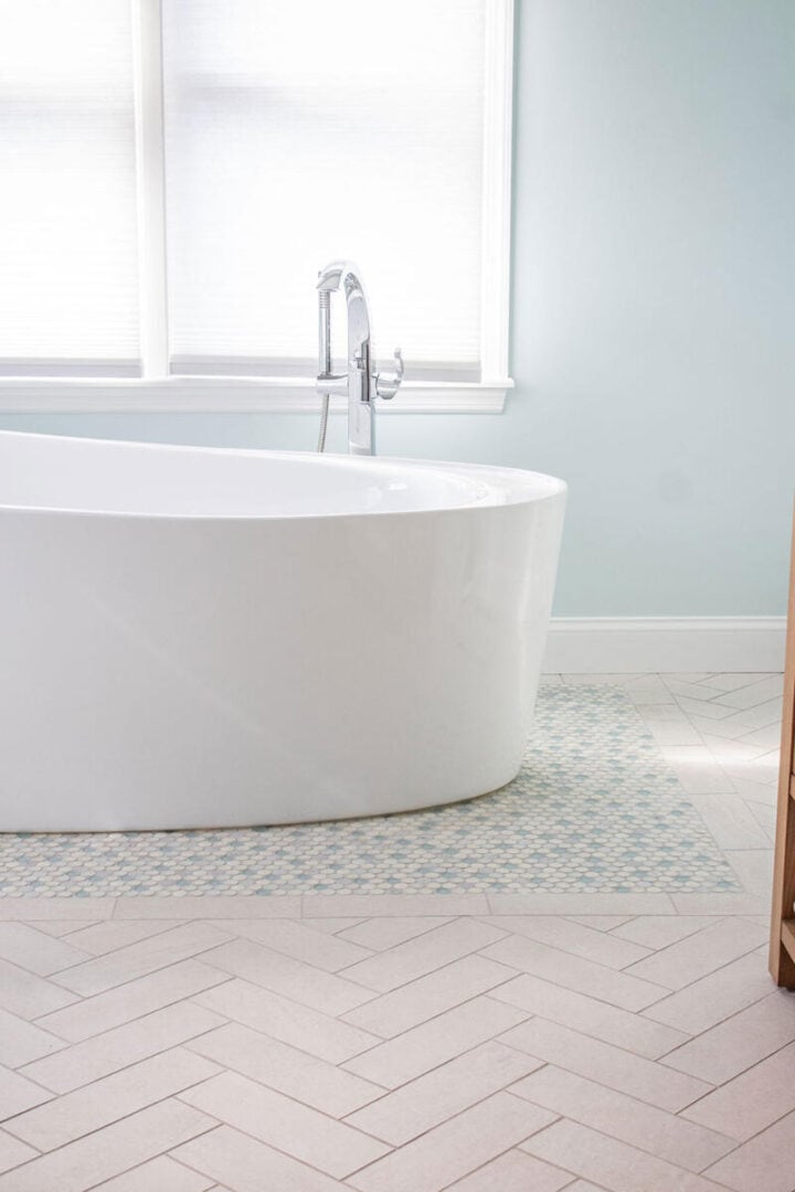 pretty-bathroom-floor-tile-ideas