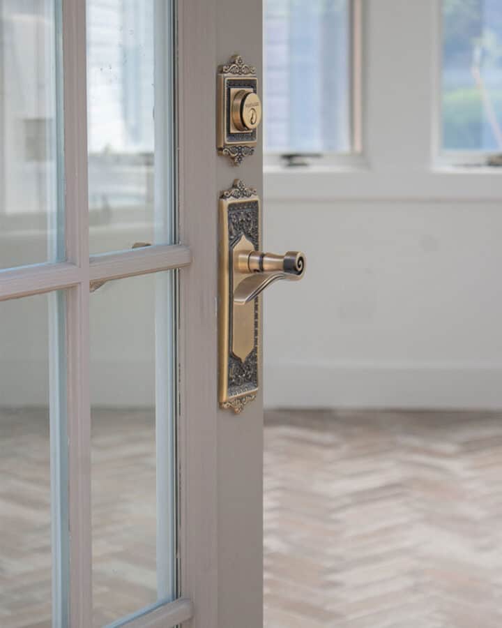sunroom-doorknobs