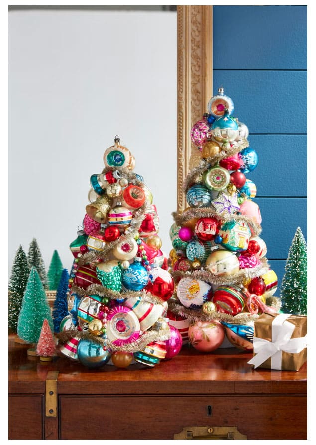 DIY-Christmas-tree-with-vintage-ornaments